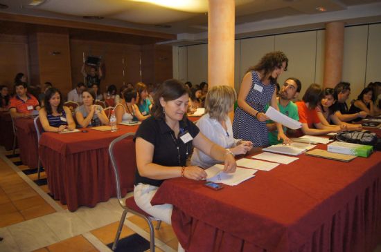 CERCA DE UN CENTENAR DE DOCENTES PARTICIPAN EN LAS JORNADAS REGIONALES DE ESCUELAS RURALES QUE SE CELEBRAN EN LA SANTA DE TOTANA ORGANIZADAS POR EL CPR DE LORCA