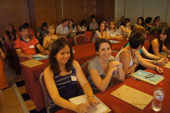 CERCA DE UN CENTENAR DE DOCENTES PARTICIPAN EN LAS JORNADAS REGIONALES DE ESCUELAS RURALES QUE SE CELEBRAN EN LA SANTA DE TOTANA ORGANIZADAS POR EL CPR DE LORCA