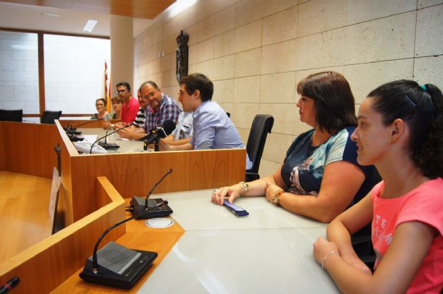 El EVA-13 recauda 2.558 euros en la Carrera Dragon Challenge "Memorial Subteniente Pérez Calleja" que se celebró en junio en Sierra Espuña, que dona a las asociaciones "DGenes" y "AELIP"