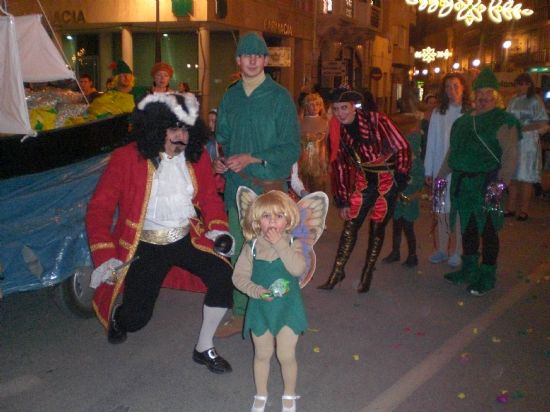 LOS REYES MAGOS, CARGADOS DE REGALOS E ILUSIN, LLENAN DE MAGIA LAS CALLES DE TOTANA