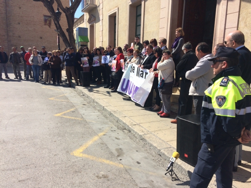 Vdeo. Autoridades del Gobierno municipal participan en el acto de apoyo a la huelga general parcial convocada por UGT y CCOO con motivo del Da Internacional de la Mujer