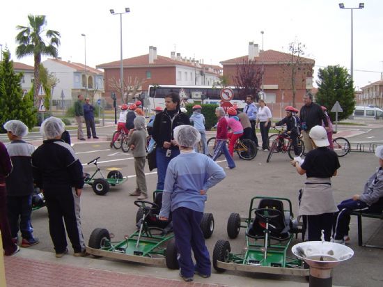 COLEGIOS ALMERIENSES DE V�LEZ RUBIO Y MAR�A VISITAN EL PARQUE DE EDUCACI�N VIAL DE TOTANA