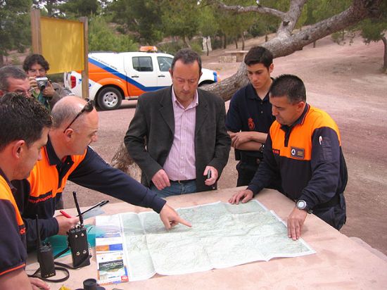 VOLUNTARIOS DE PROTECCIN CIVIL DE TOTANA INICIAN LA VIGILANCIA FORESTAL DE SIERRA ESPUA DENTRO DEL PLAN INFOMUR08 PARA LUCHAR CONTRA LOS INCENDIOS FORESTALES