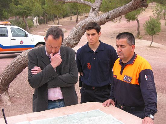 VOLUNTARIOS DE PROTECCIN CIVIL DE TOTANA INICIAN LA VIGILANCIA FORESTAL DE SIERRA ESPUA DENTRO DEL PLAN INFOMUR08 PARA LUCHAR CONTRA LOS INCENDIOS FORESTALES