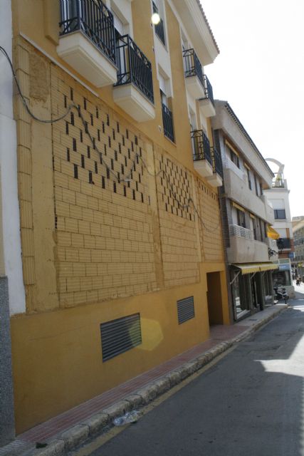 Se acometern obras para la eliminacin del cable visto en fachadas de las calles Santa Brbara y Cuartelillo