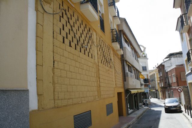 Se acometern obras para la eliminacin del cable visto en fachadas de las calles Santa Brbara y Cuartelillo