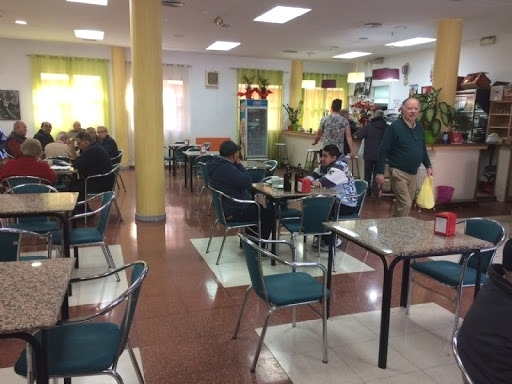 Inician el expediente para contratar el servicio de bar-cafetera en el Centro Municipal de Personas Mayores de la plaza Balsa Vieja   