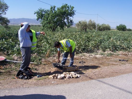 SE CONTRATARÁN A UN TOTAL DE 93 DESEMPLEADOS DENTRO DE LOS CONSEJOS COMARCALES DE EMPLEO EN DOS TURNOS DISTINTOS QUE SE ENCARGARÁN DE LA LIMPIEZA DE CAMINOS Y VÍAS PÚBLICAS AGRARIAS