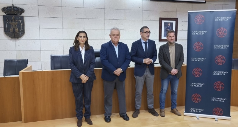 Se suscribe el nuevo convenio de colaboraci&oacute;n con la Universidad de Murcia que regula el funcionamiento de la Sede Permanente de Extensi&oacute;n Universitaria en Totana