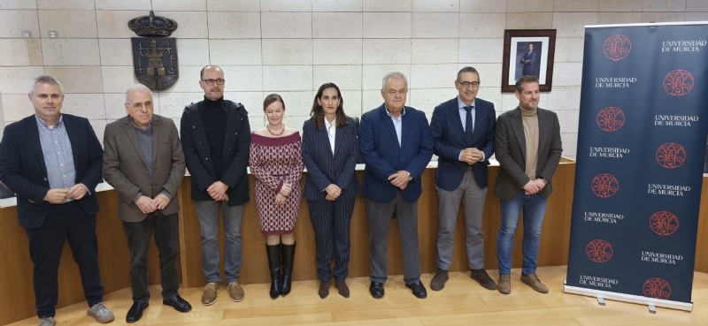 Se suscribe el nuevo convenio de colaboraci&oacute;n con la Universidad de Murcia que regula el funcionamiento de la Sede Permanente de Extensi&oacute;n Universitaria en Totana