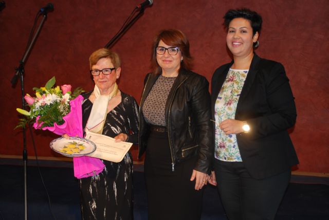 Siete mujeres y la plantilla de mujeres de una empresa reciben el homenaje con motivo del Da Internacional de la Mujer Trabajadora   