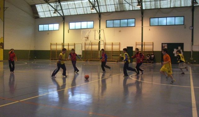 FINALIZA LA FASE LOCAL DE FÚTBOL SALA ALEVÍN DE DEPORTE ESCOLAR, ORGANIZADA POR LA CONCEJALÍA DE DEPORTES, CON EL COLEGIO PÚBLICO 