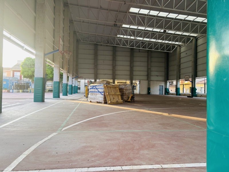 Comienzan las obras de aislamiento térmico en el CEIP Santa Eulalia, financiadas con una inversión de 120.000 euros por la Consejería de Educación
