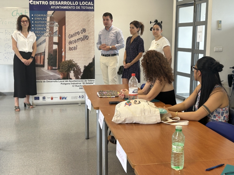 Un total de 20 demandantes de empleo participan en el programa participan en el programa 