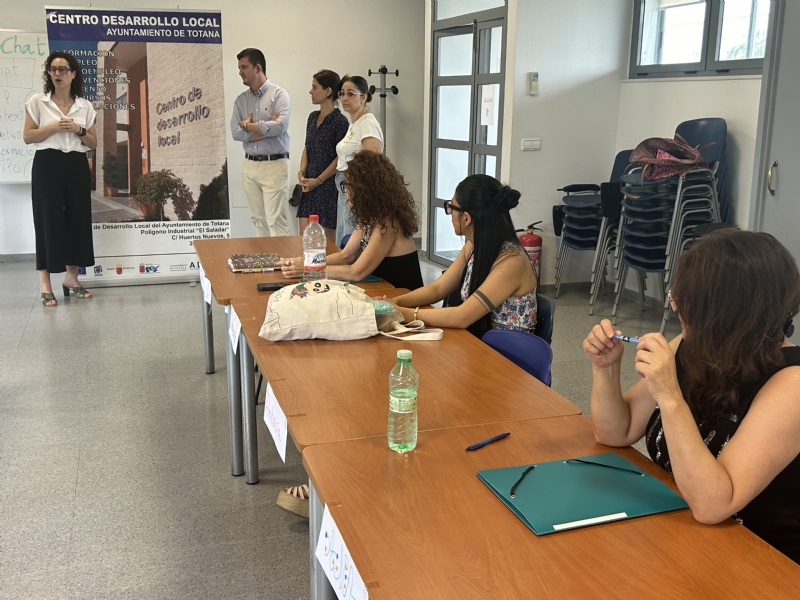 Un total de 20 demandantes de empleo participan en el programa participan en el programa 
