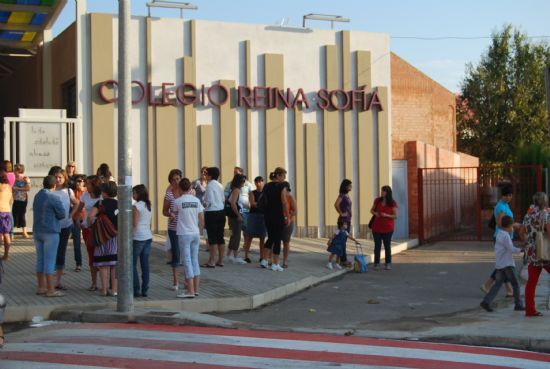 UN TOTAL DE 3.430 ALUMNOS DE EDUCACIÓN INFANTIL Y PRIMARIA COMIENZAN CON NORMALIDAD EL CURSO ESCOLAR 2013/14 EN LOS ONCE CENTROS DE ENSEÑANZA DE TOTANA