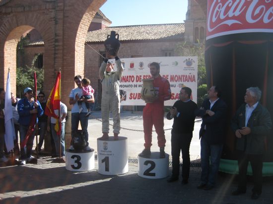 MÁS DE 5.000 AFICIONADOS SE DAN CITA ESTE FIN DE SEMANA EN EL XXIV RALLYE SUBIDA A LA SANTA, QUE CONTÓ CON LA PARTICIPACIÓN DE UN TOTAL DE 32 PILOTOS DE DIFERENTES COMUNIDADES AUTÓNOMAS