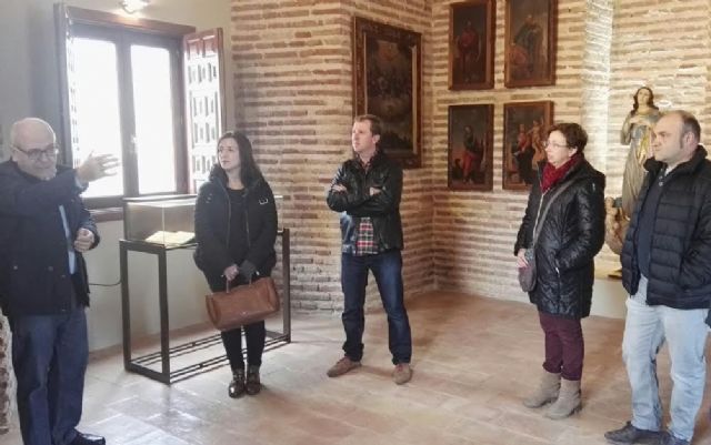 El Ayuntamiento otorga una subvencin de 14.000 euros a la parroquia de Santiago para colaborar en el proyecto de musealizacin de la Torre de la Iglesia