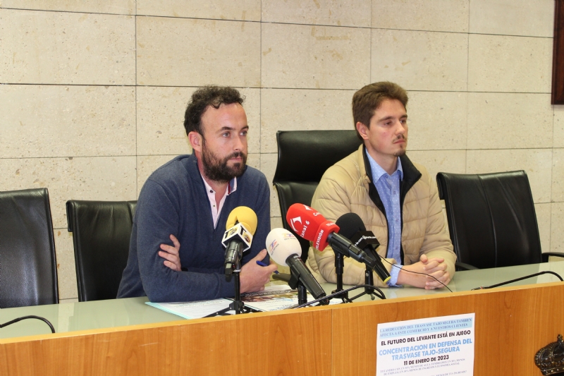 Vídeo. El Ayuntamiento y la Comunidad de Regantes convocan a la ciudadanía a participar en la concentración que tendrá lugar mañana en Madrid en defensa del trasvase Tajo-Segura