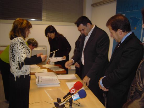 SE ENTREGAN DIPLOMAS A MS DE 150 PERSONAS QUE PARTICIPAN EN 25 CURSOS FORMATIVOS EN EL CENTRO DE DESARROLLO LOCAL