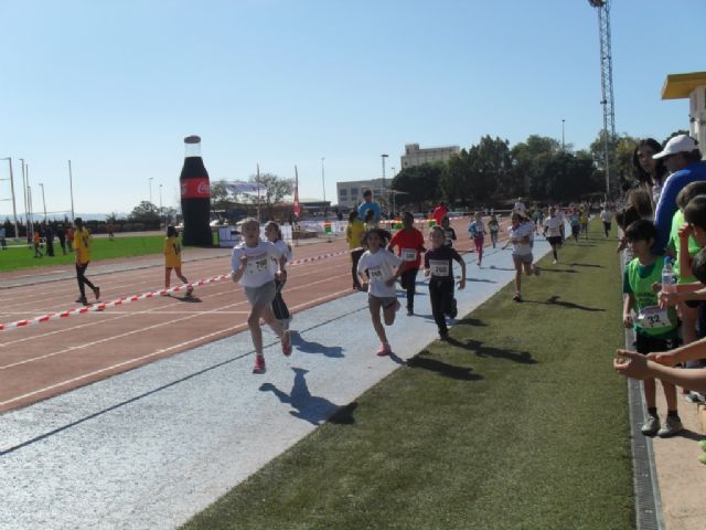 Un total de 28 escolares de Totana participaron en la Final Regional de Campo a través de Deporte Escolar benjamín y alevín, celebrada en Lorca