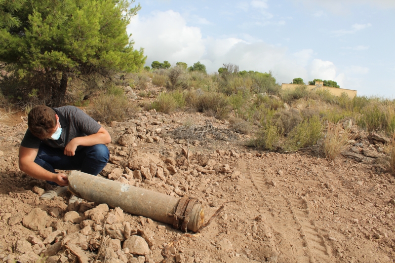 El Servicio Municipal de Aguas elimina la importante obstruccin en la tubera de distribucin de agua potable de La orica