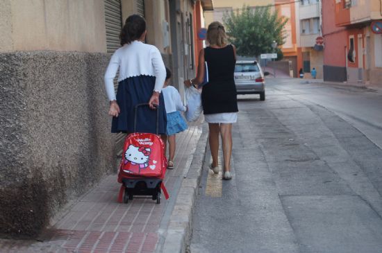 COMIENZA HOY EL CURSO ESCOLAR 2012/13 EN LOS ONCE CENTROS DE EDUCACIÓN INFANTIL Y PRIMARIA DE TOTANA, MIENTRAS EN SECUNDARIA SE INCIARÁ EL PRÓXIMO LUNES, DÍA 17