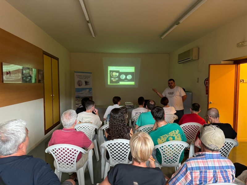 La Asociacin Kalathos, en colaboracin con la Concejala de Cultura, organiza el II Curso de Laboratorio e Investigacin Arqueolgica sobre el Patrimonio de Totana