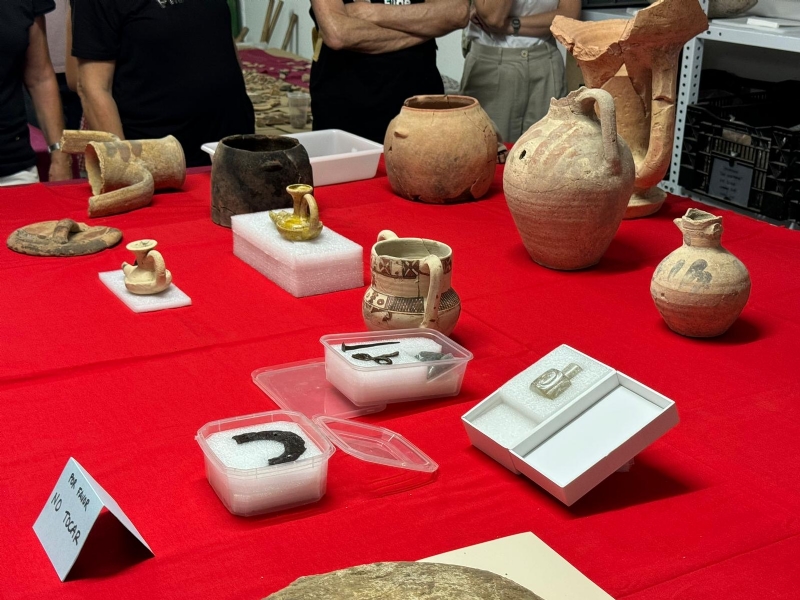 La Asociacin Kalathos, en colaboracin con la Concejala de Cultura, organiza el II Curso de Laboratorio e Investigacin Arqueolgica sobre el Patrimonio de Totana