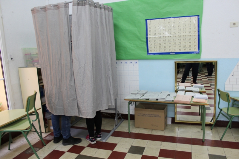 AVANCE 18:00 HORAS.- La participacin de electores en Totana en las generales asciende al 54,07%, a las 18:00 horas (Segundo Avance Oficial de Participacin)  