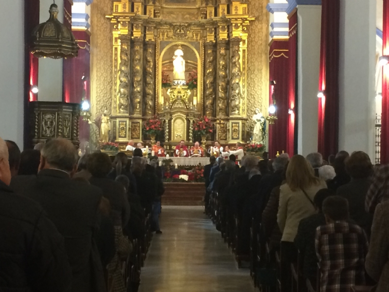 Se celebra la solemne eucarista en honor a la Patrona de Totana coincidiendo con su onomstica en su primera jornada en el templo parroquial de Santiago