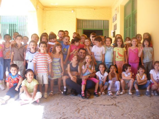 EL ALCALDE ELECTO SE SOMETE A LAS PREGUNTAS DE LOS ALUMNOS DE EDUCACIN INFANTIL DEL COLEGIO 