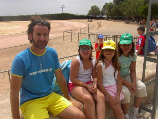 LA ESCUELA DEPORTIVA DE VERANO, ORGANIZADA POR LA CONCEJALIA DE DEPORTES, CUENTA CON LA PARTICIPACION DE 262 JVENES DE EDADES COMPRENDIDAS ENTRE LOS 4 Y 16 AOS