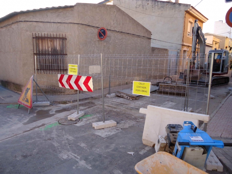 En marcha las obras de renovacin de las redes de agua potable y alcantarillado en la calle Galicia, que tendrn una duracin de un mes y medio