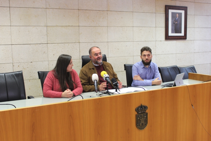 Vídeo. El Ayuntamiento suscribe un convenio de colaboración con la Fundación Eurofirms para promover la inserción laboral de personas con discapacidad en este municipio