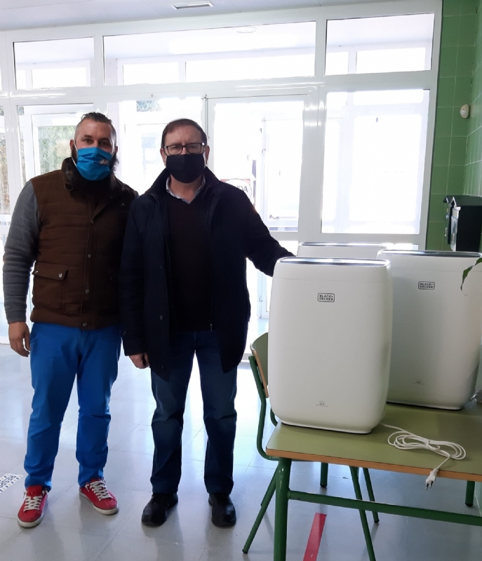 La Concejala de Educacin distribuye 199 filtros purificadores de aire para las aulas de todos los colegios y las que renen peores condiciones de ventilacin en los IES