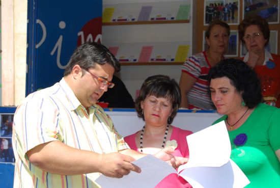 TOTANA SE SUMA A LA CONMEMORACIÓN DEL "DÍA INTERNACIONAL DE LA FIBROMIALGIA Y FATIGA CRÓNICA" CON LA LECTURA DE UN MANIFIESTO INSTITUCIONAL