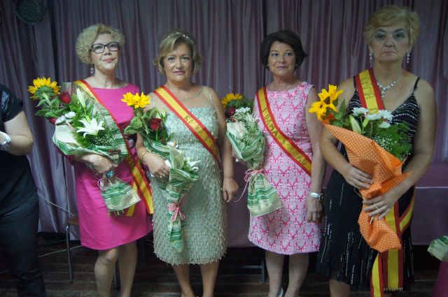 Ana Fuertes Martnez es proclamada nueva reina del Centro Municipal de Personas Mayores de la plaza Balsa Vieja