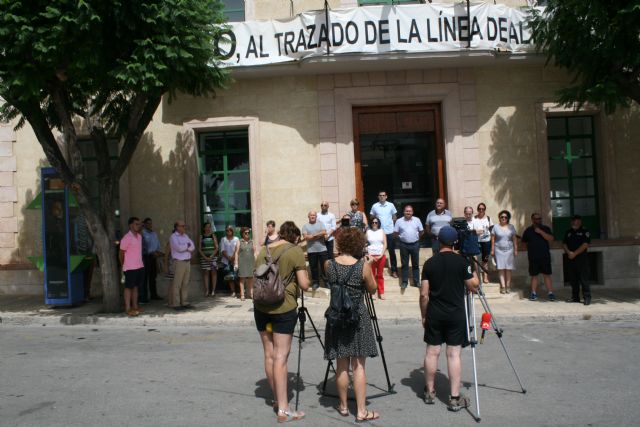 Vdeo. Totana conmemora el XX Aniversario del secuestro y asesinato de Miguel ngel Blanco a manos de la banda terrorista ETA guardando cinco minutos de silencio en su recuerdo