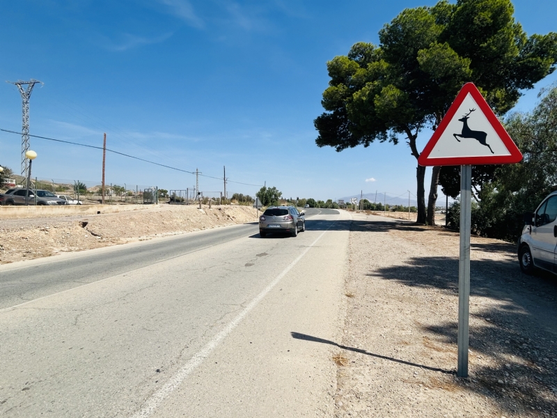 Se acondicionar el drenaje longitudinal de la carretera N-340 a la altura de La Granja, junto al paraje de la Venta de Melilla