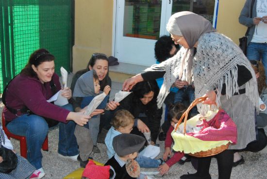 LOS NIÑOS DE LA ESCUELA MUNICIPAL INFANTIL "CARMEN BARÓ" DE LA LOCALIDAD CELEBRAN LA LLEGADA DEL OTOÑO CON LA GRAN FIESTA DIVERTIDA DE LA "CASTAÑA"