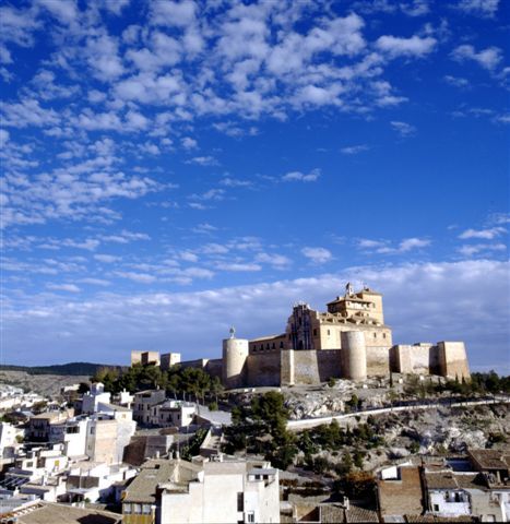 LA CONCEJALÍA DE DEPORTES ORGANIZA UNA PEREGRINACIÓN A CARAVACA DE LA CRUZ CON MOTIVO DEL AÑO SANTO 2010 PARA OBTENER EL JUBILEO