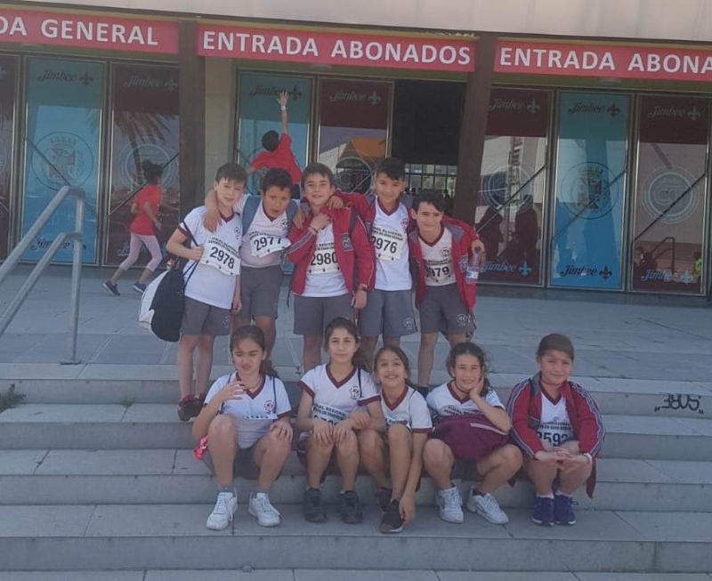 El Colegio Reina Sofa particip en la Final Regional de Jugando al Atletismo benjamn de Deporte Escolar, celebrada en Cartagena