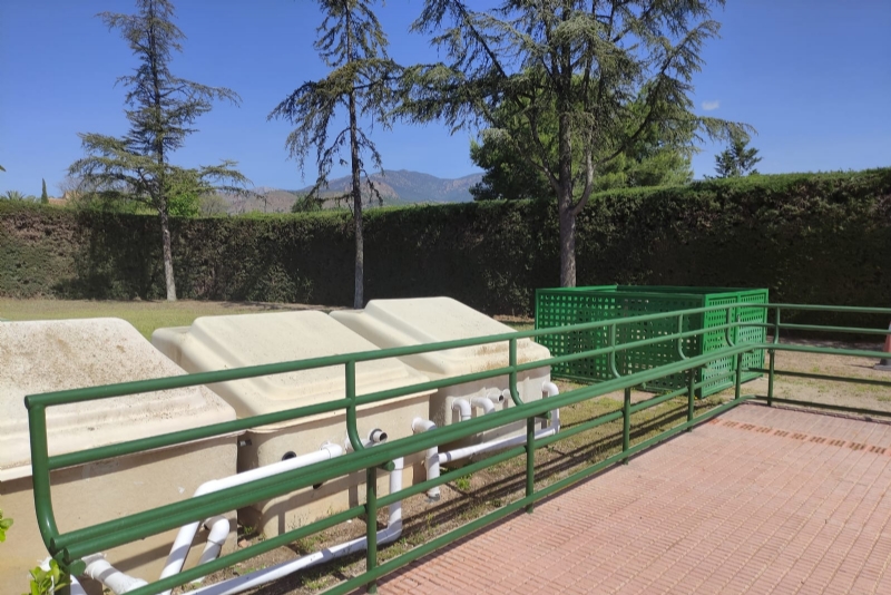 Arrancan los trabajos de renovación y modificación de los equipos de depuración de las piscinas públicas del Polideportivo Municipal "6 de Diciembre" 