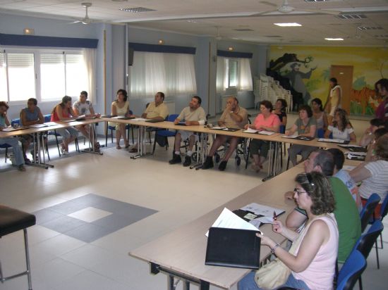 EL CONSEJERO BASCUANA CLAUSURA LAS III JORNADAS ANDERSEN PARA AFECTADOS DE HEMOFILIA CON INHIBIDOR DESARROLLADAS EN EL CENTRO DE DA Y FORMACIN PERMANENTE DE HEMOFILIA EN LA CHARCA