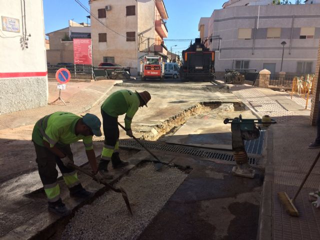 Finalizan las obras de evacuacin de aguas pluviales en un tramo de la calle Teniente Prez Redondo, incluidas dentro del Plan de Actuacin Regional de Dinamizacin de Obras y Servicios del 2016