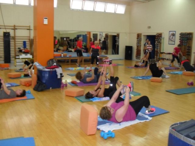 La Concejalía de Deportes ha puesto en marcha el Programa Municipal de Gimnasia de Mantenimiento, con la participación de 250 usuarios