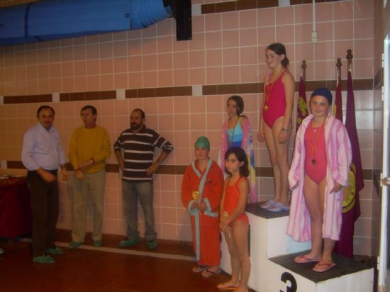UN TOTAL DE 32 NADADORES DE TOTANA PARTICIPAN EN EL I TROFEO DE NATACIN INTERESCUELAS VALLE DE GUADALENTN CELEBRADO EN LORCA