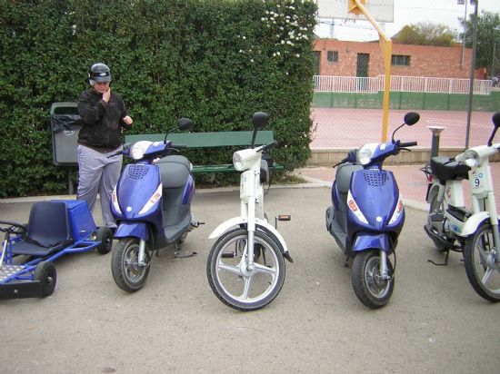 EL PARQUE DE EDUCACIN VIAL DE TOTANA RECIBE DE TRFICO UN TOTAL DE 7 KARTS ELCTRICOS, 6 CICLOMOTORES Y 20 BICICLETAS PARA LOS MS DE 2.200 MENORES PARTICIPANTES EN LAS CLASES DE LA LOCALIDAD DURANTE ESTE CURSO