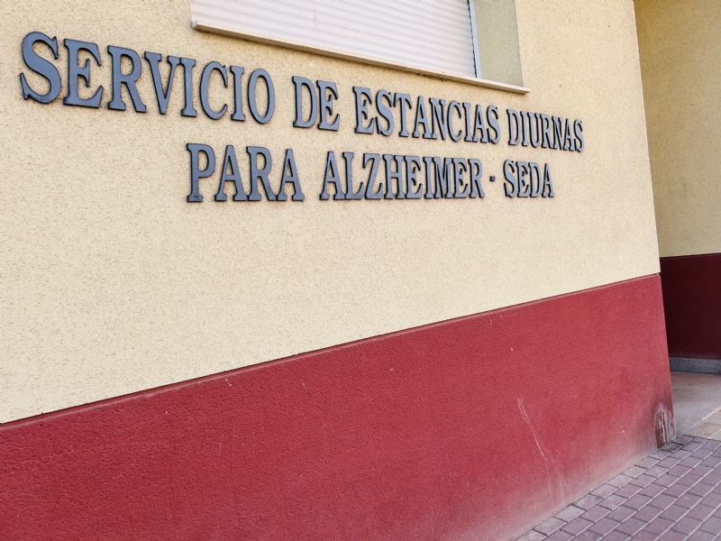 Plantean la adhesin de Totana a la Asociacin Murciana de Centros de Da para Personas Mayores y Personas con Alzheimer 